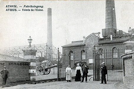 Ancienne photo de l'usine d'Athus